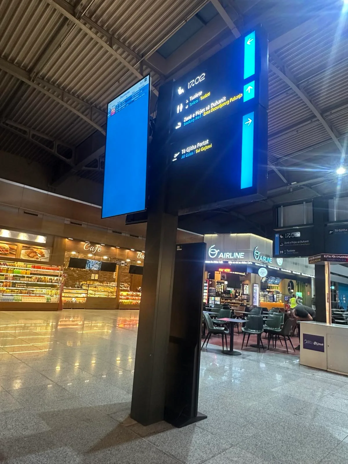 Airport Wayfinding — Reklama 3D / Shtyp digjital
